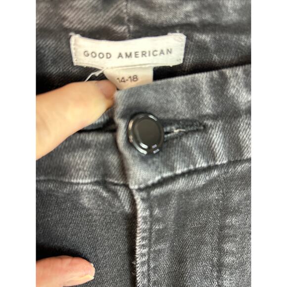 Good American Always Fits women’s black, high waist jeans. Fits Size 14 to 18. - Picture 2 of 6